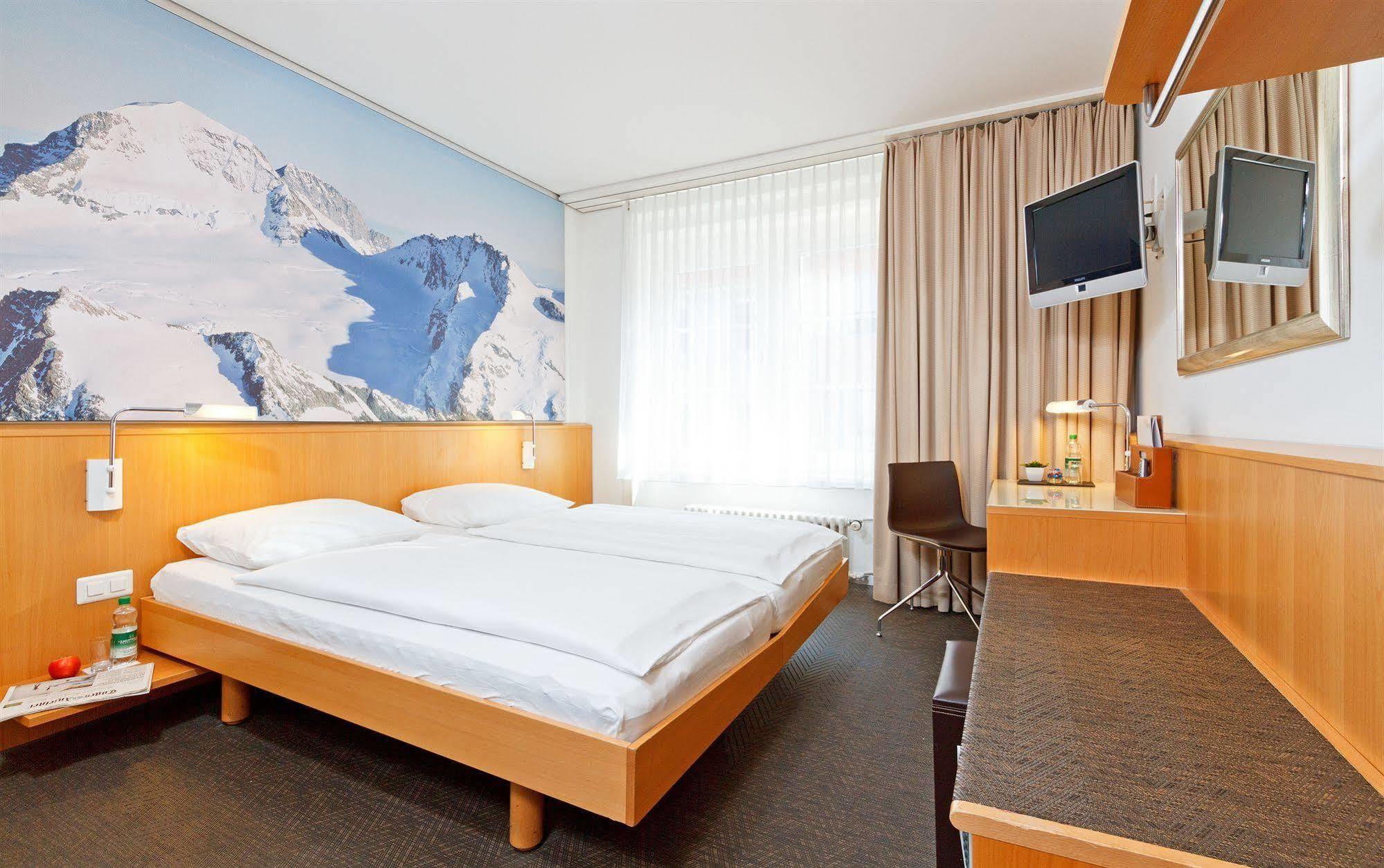 Hotel Felix Zurich Room photo